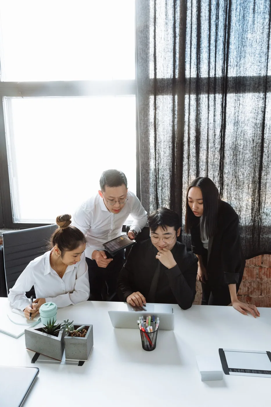 Marketing strategy and collaboration — stock photograph